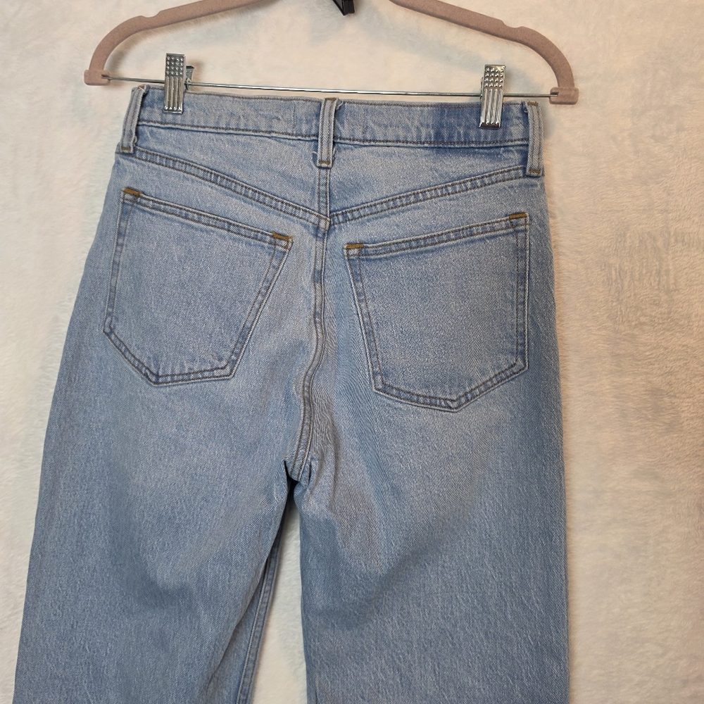Abercrombie & Fitch High-Rise 90s Relaxed Jeans 4/27 - Picture 5 of 11